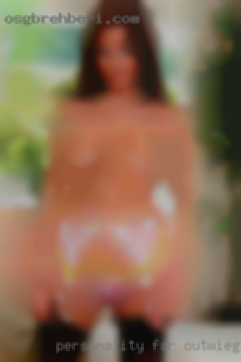 Personality far outwieghs woman horny looks from Ashtabula Ohio.